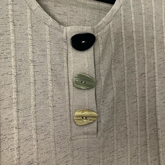 Zara top - Picture 2 of 3